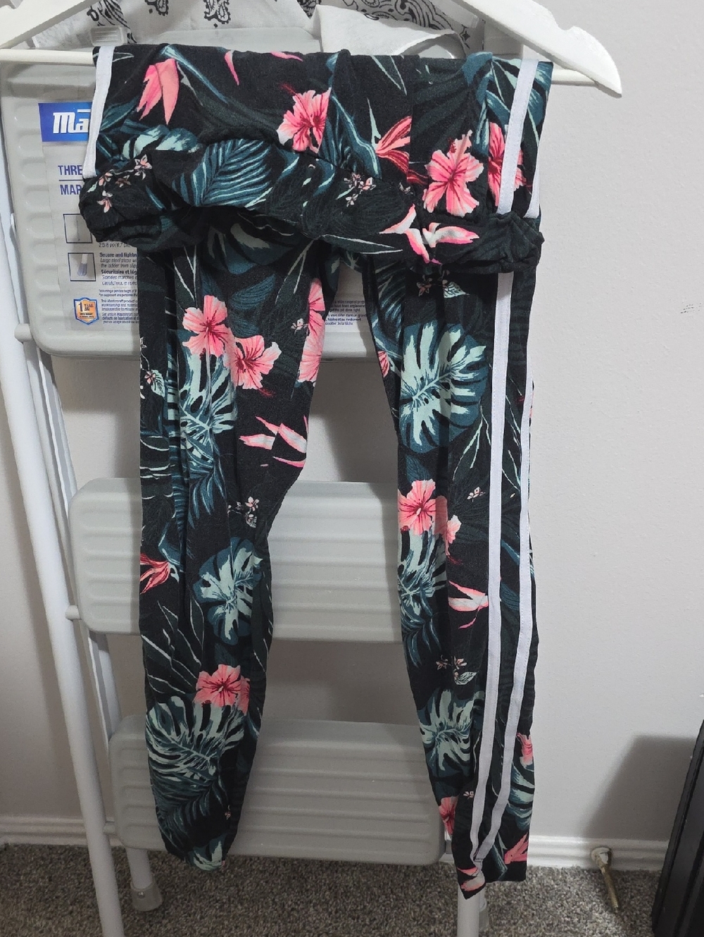Ardene Black Floral Leggings with Pink & Teal Accents